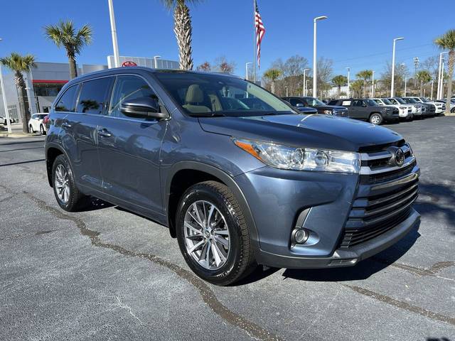 2018 Toyota Highlander XLE AWD photo