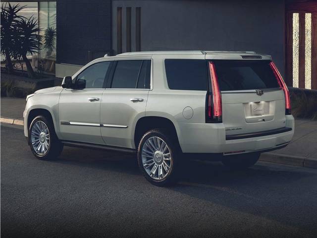 2019 Cadillac Escalade ESV Luxury RWD photo