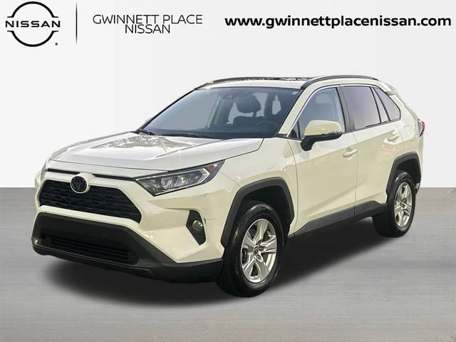 2021 Toyota RAV4 XLE FWD photo