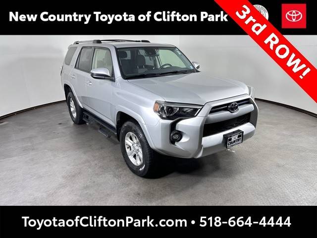 2021 Toyota 4Runner SR5 4WD photo