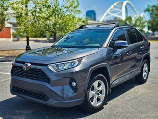 2021 Toyota RAV4 XLE FWD photo