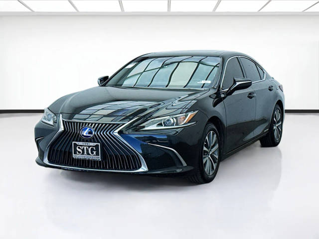 2021 Lexus ES ES 300h FWD photo