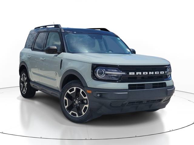 2021 Ford Bronco Sport Outer Banks 4WD photo
