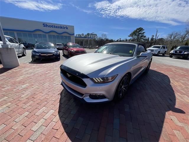 2016 Ford Mustang EcoBoost Premium RWD photo