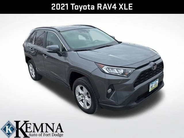 2021 Toyota RAV4 XLE AWD photo