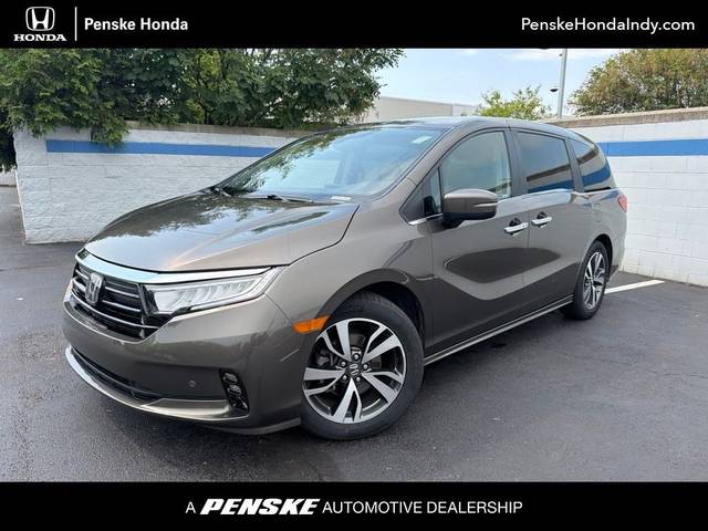2022 Honda Odyssey Touring FWD photo