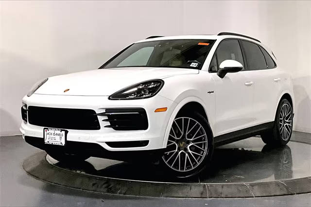 2021 Porsche Cayenne E-Hybrid AWD photo