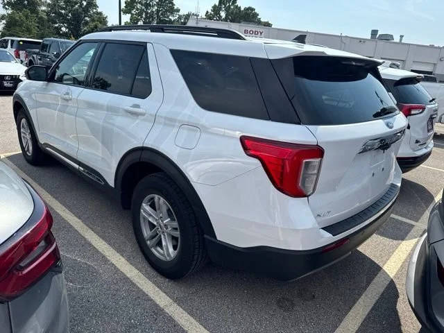 2021 Ford Explorer XLT 4WD photo