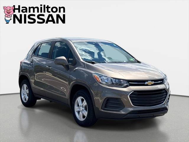 2021 Chevrolet Trax LS AWD photo