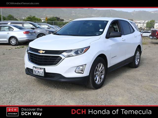 2021 Chevrolet Equinox LS FWD photo