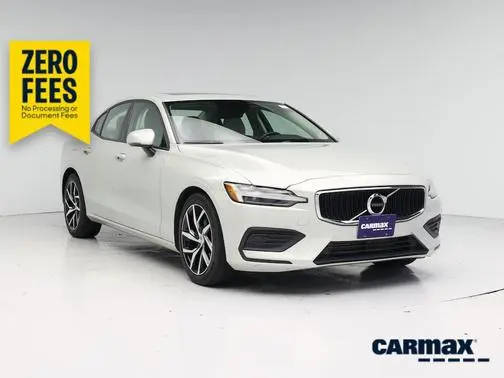 2020 Volvo S60 Momentum AWD photo