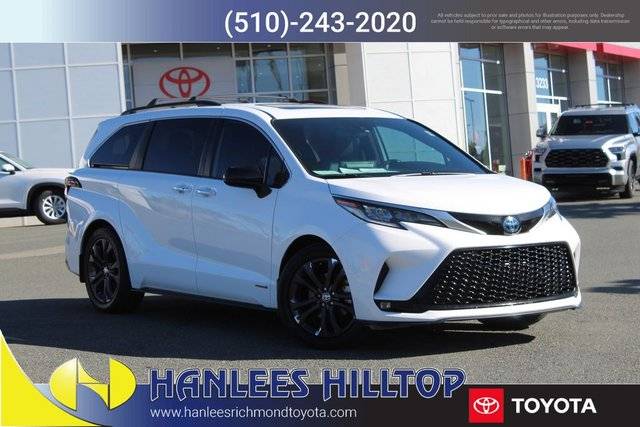 2021 Toyota Sienna XSE FWD photo