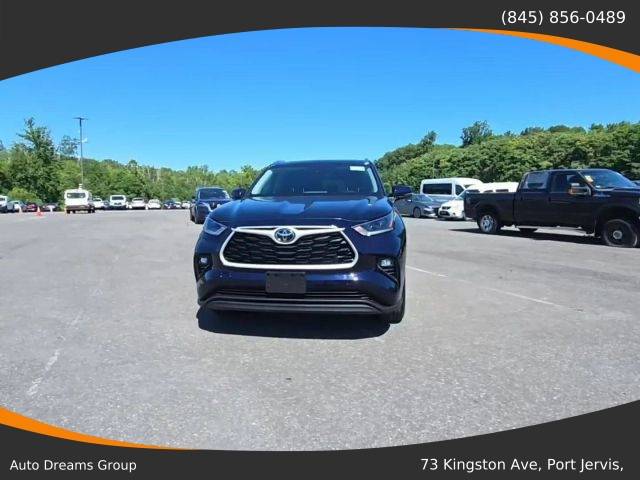 2021 Toyota Highlander XLE AWD photo