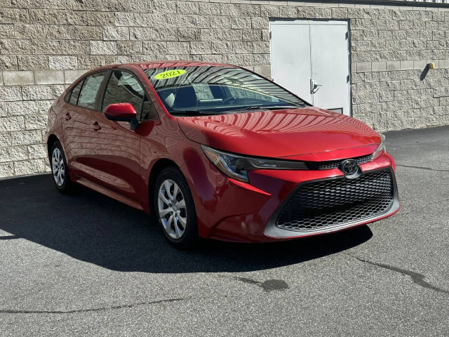 2021 Toyota Corolla LE FWD photo