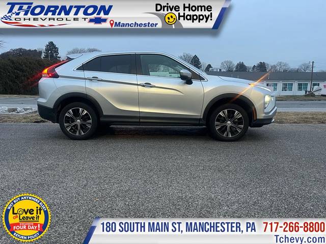 2022 Mitsubishi Eclipse Cross SE 4WD photo