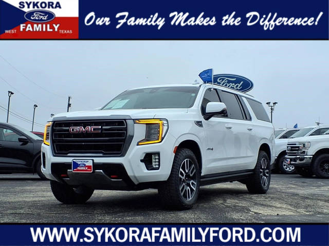 2021 GMC Yukon XL AT4 4WD photo