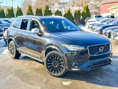 2017 Volvo XC90 R-Design AWD photo