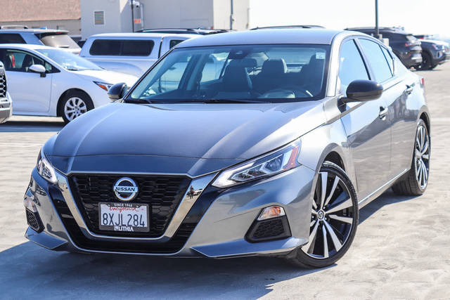 2021 Nissan Altima 2.5 SR FWD photo