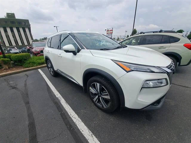 2021 Nissan Rogue SL AWD photo