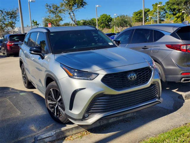 2021 Toyota Highlander XSE FWD photo