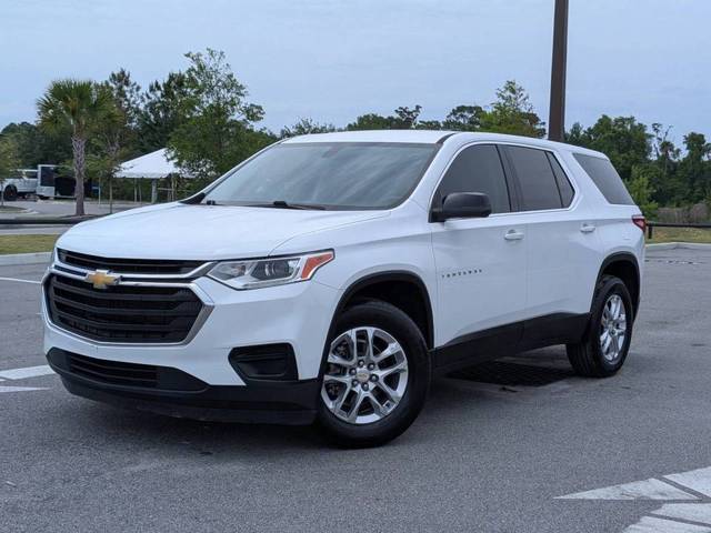 2021 Chevrolet Traverse LS FWD photo