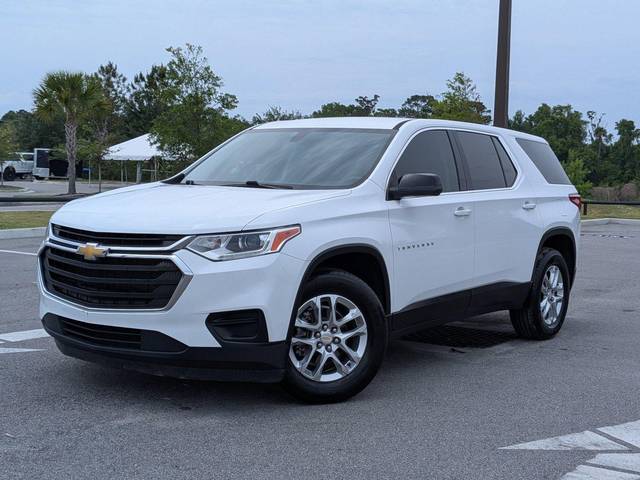 2021 Chevrolet Traverse LS FWD photo