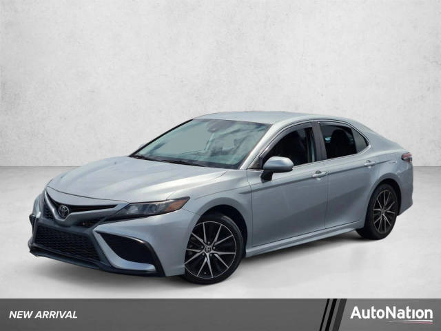 2021 Toyota Camry SE FWD photo