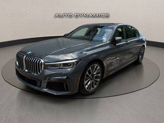 2022 BMW 7 Series 740i RWD photo