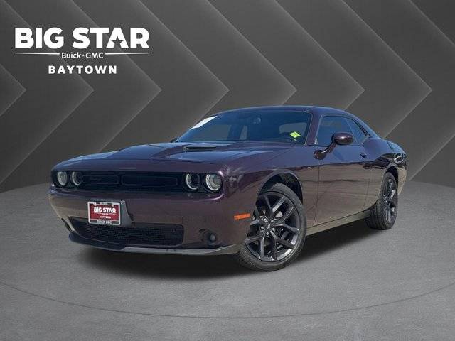 2021 Dodge Challenger SXT RWD photo