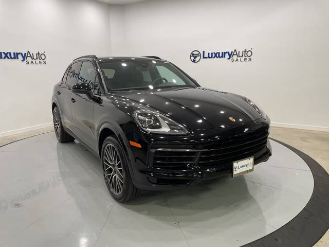 2021 Porsche Cayenne  AWD photo