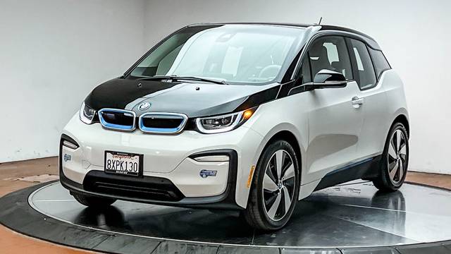 2021 BMW i3  RWD photo