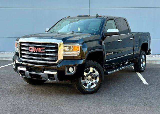 2015 GMC Sierra 2500HD SLT 4WD photo
