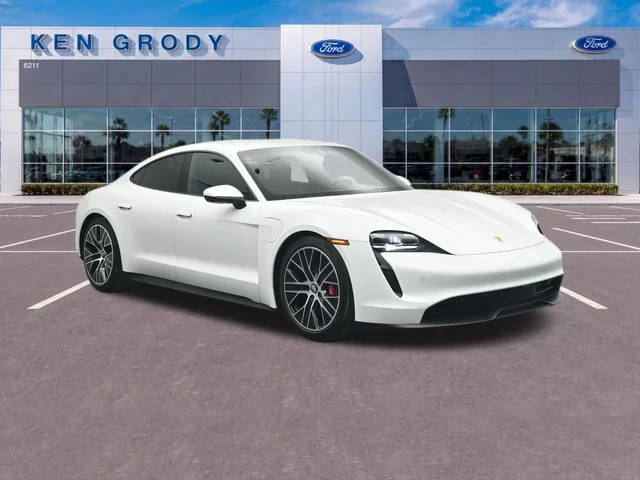 2021 Porsche Taycan 4S AWD photo