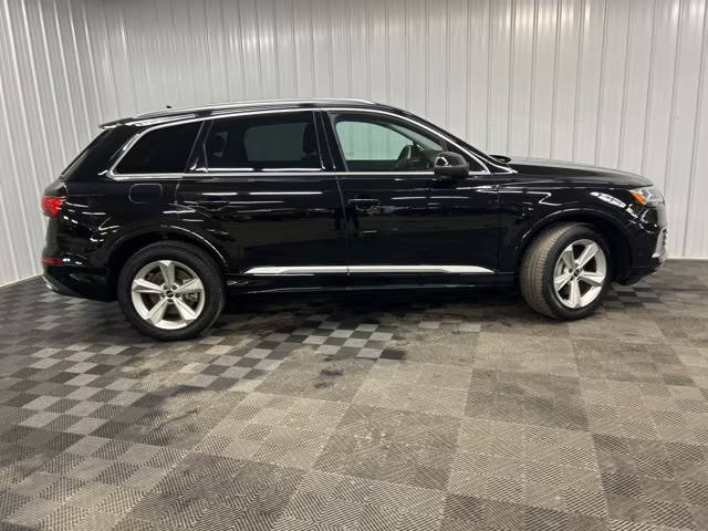 2021 Audi Q7 Premium AWD photo