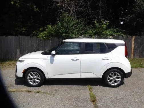 2021 Kia Soul S FWD photo