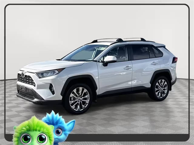 2021 Toyota RAV4 XLE Premium FWD photo