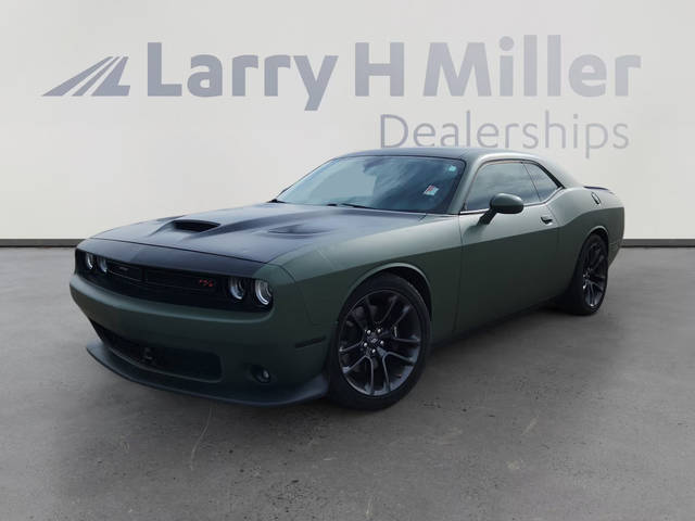 2021 Dodge Challenger R/T Scat Pack RWD photo