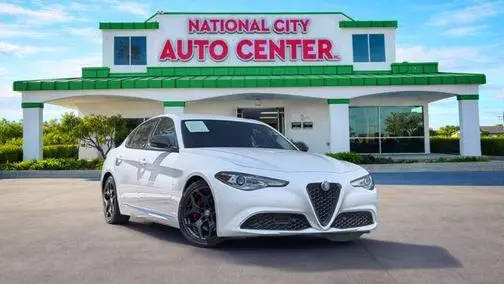 2021 Alfa Romeo Giulia RWD photo