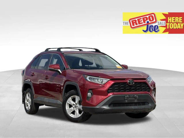2021 Toyota RAV4 XLE FWD photo