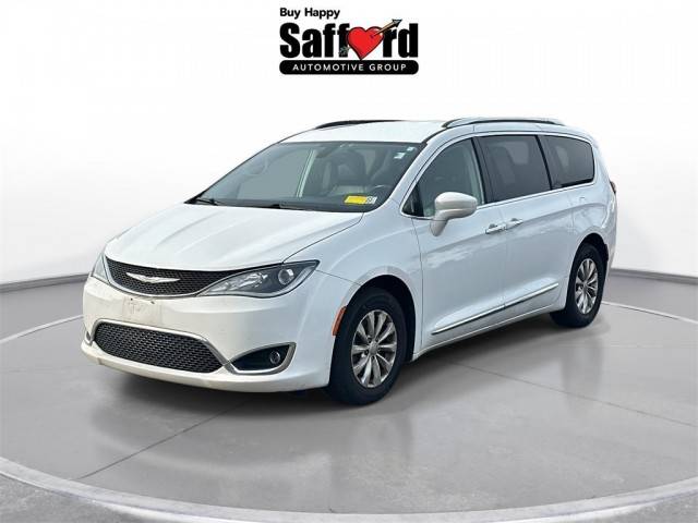 2019 Chrysler Pacifica Minivan Touring L FWD photo