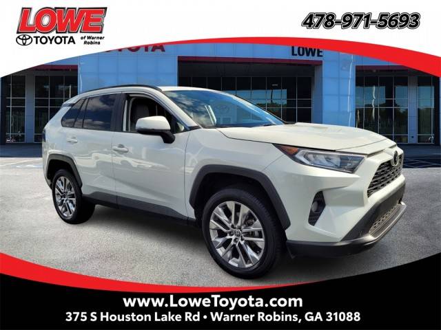 2021 Toyota RAV4 XLE Premium FWD photo