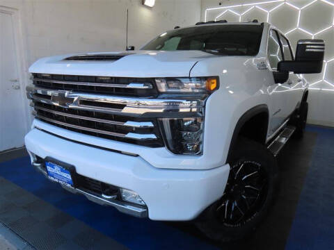 2021 Chevrolet Silverado 3500HD High Country 4WD photo