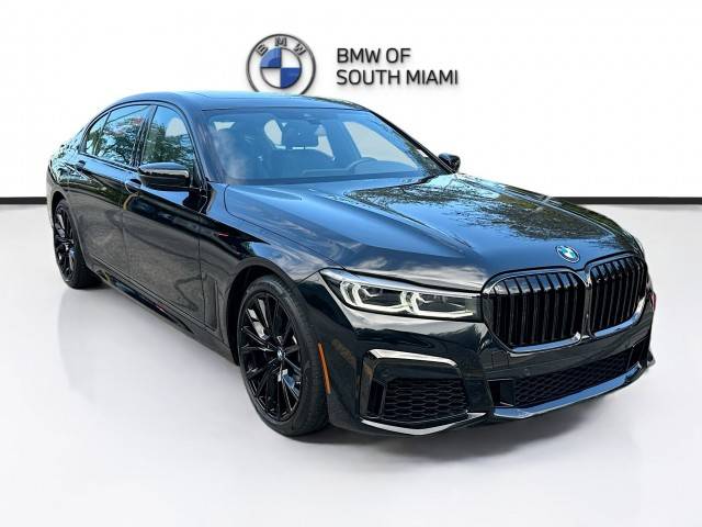 2022 BMW 7 Series 740i RWD photo