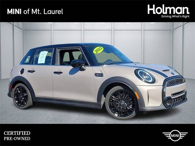 2022 MINI Hardtop 4 Door Cooper S FWD photo