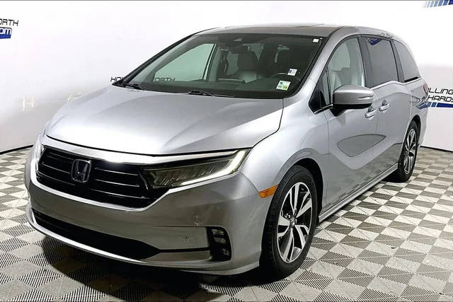 2022 Honda Odyssey Touring FWD photo