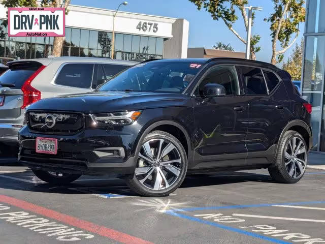 2021 Volvo XC40 Recharge Pure Electric  AWD photo