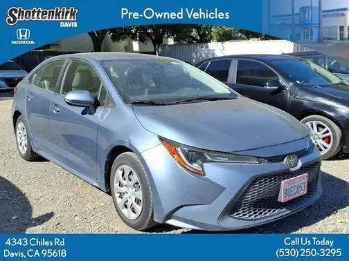 2020 Toyota Corolla LE FWD photo