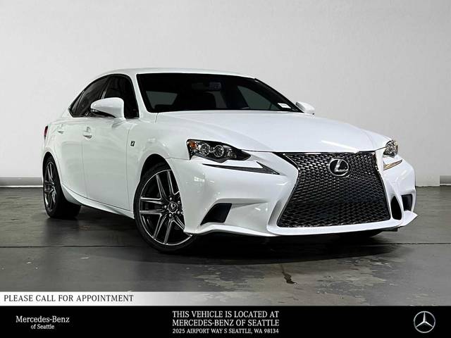 2015 Lexus IS  RWD photo