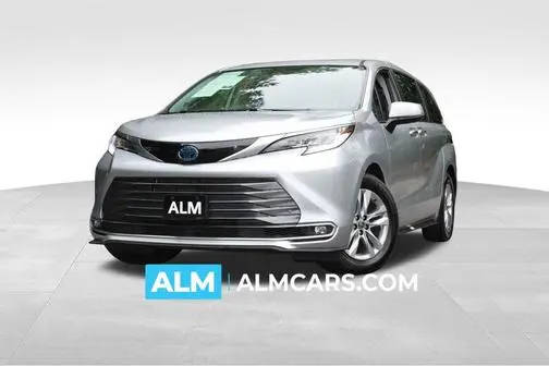 2021 Toyota Sienna Limited FWD photo