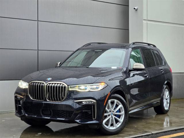 2021 BMW X7 M50i AWD photo